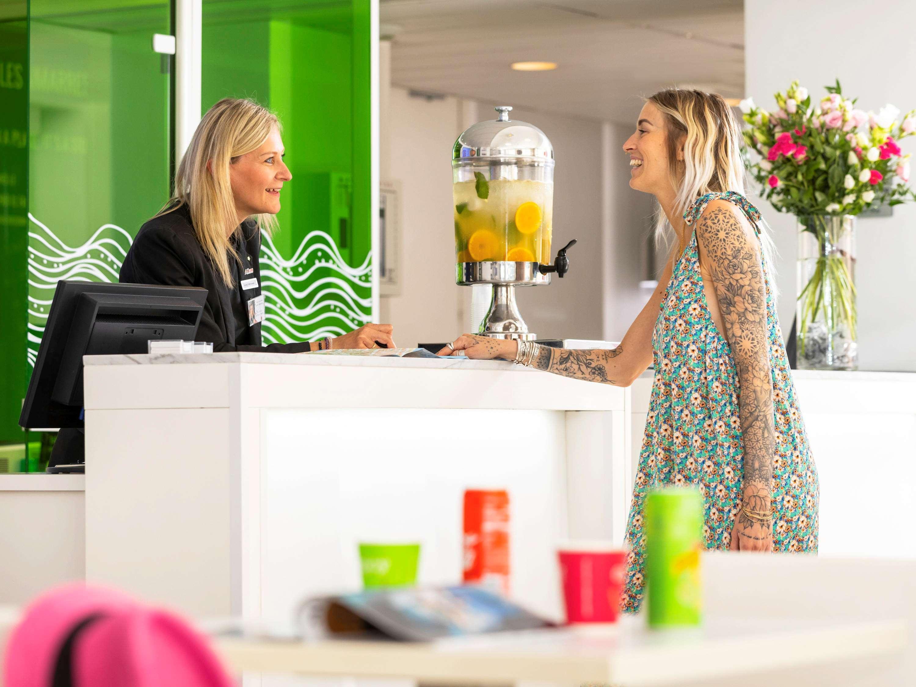 Ibis Styles Menton Centre Otel Dış mekan fotoğraf