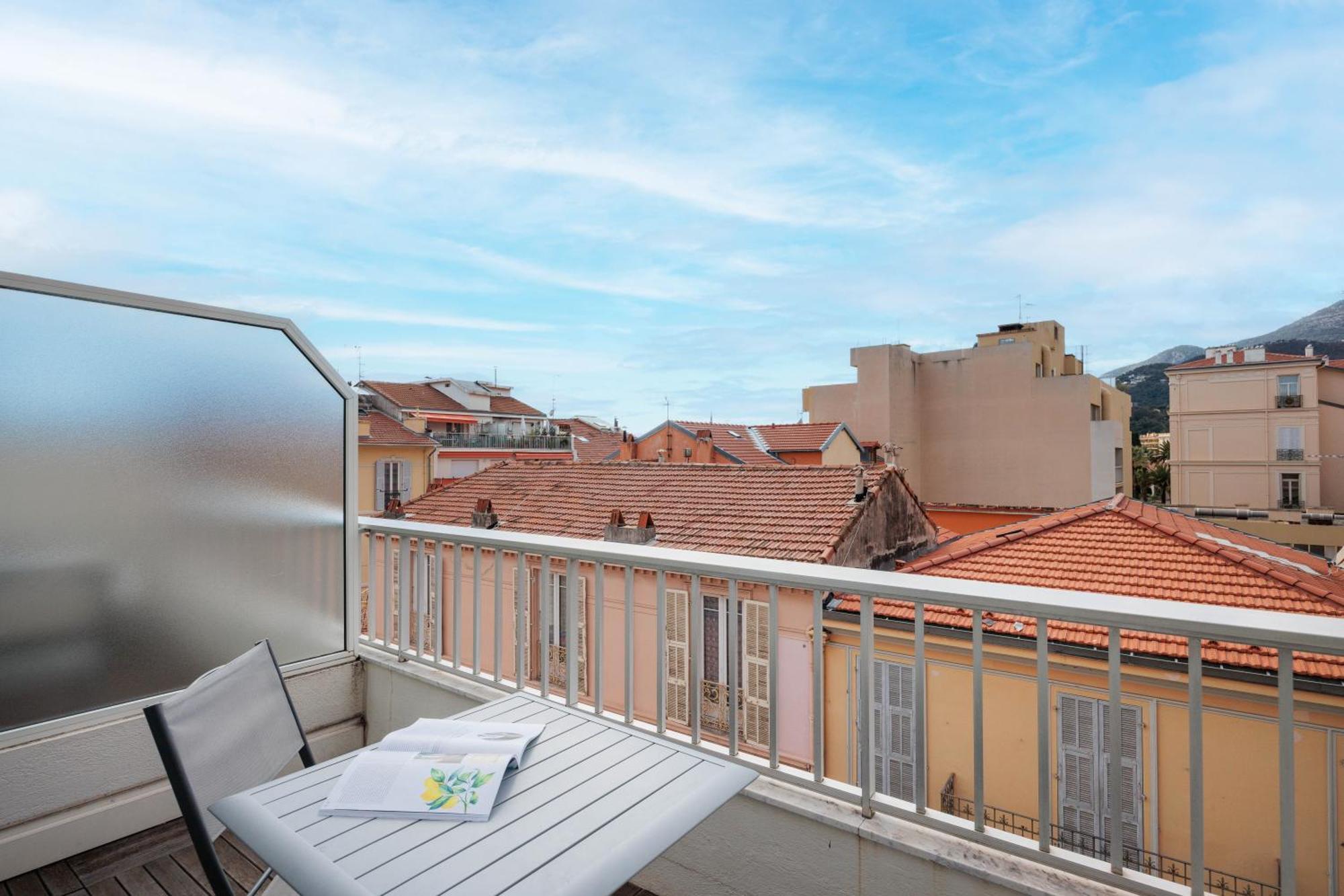 Ibis Styles Menton Centre Otel Dış mekan fotoğraf